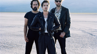 The Killers offer frustrating glimpses of greatness on the mediocre <i>Wonderful Wonderful</i>